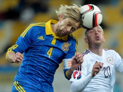 Тимощук вошел в десятку лучших игроков УЕФА