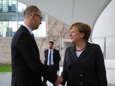 В Берлине Яценюк проводит встречу с Меркель