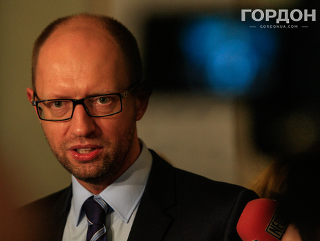 Яценюк: С момента объявления режима прекращения огня на Донбассе погибли 75 украинских военных, 400 ранены