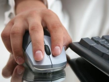 Интернет-исследователь Александер: В сети Twitter 20,5 тыс. аккаунтов прокремлевских ботов