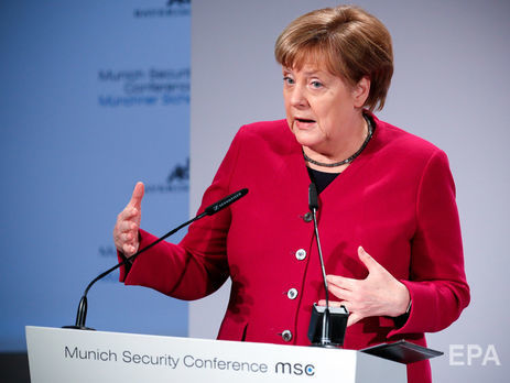 Меркель заявила, что отношения РФ с Западом изменились, но изоляция России недопустима