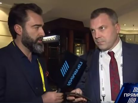 Пропагандист Попов отказался отвечать на вопрос украинских журналистов о возможной мести за оскорбление его жены Скабеевой. Видео