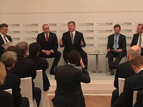 Порошенко: Если Россия прекратит стрельбу, настанет мир. Если Украина перестанет стрелять, не будет Украины