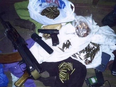 СБУ изъяла оружие и боеприпасы у псевдоволонтеров, которые направлялись в зону АТО