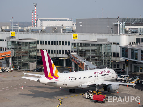 Самолет авиакомпании Germanwings совершил незапланированную посадку