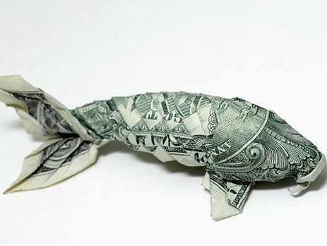 В Петербурге прошла выставка оригами из долларовых банкнот