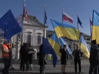 В Братиславе Лаврова встретили протестом против внешней политики Москвы