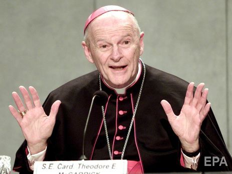 Папа римський виключив із католицького священства колишнього кардинала, обвинуваченого в сексуальних злочинах