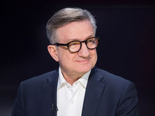 Тарута: Как только я стал губернатором, бандиты захватили мой дом, а потом сожгли офис. Ты ушел – в твоей кровати кто-то топчется, твои вещи кто-то надевает