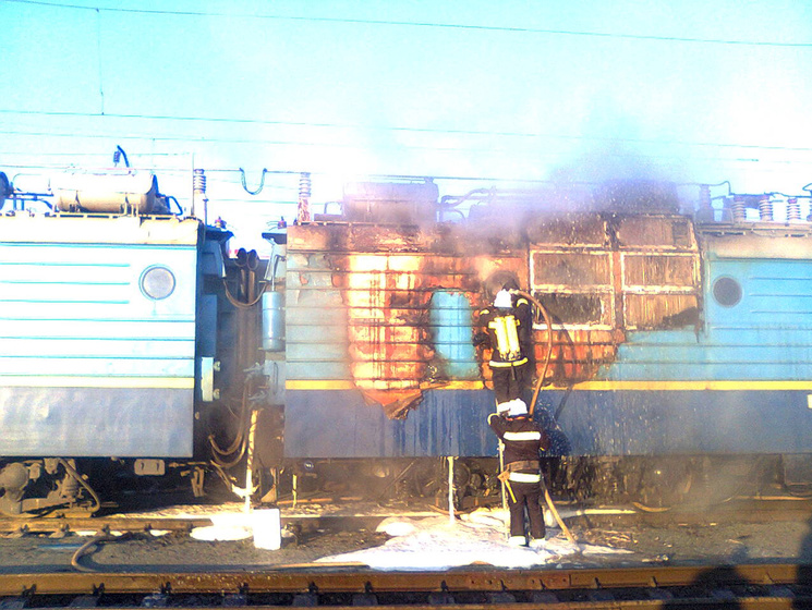Госслужба по ЧС: В Винницкой области загорелся локомотив