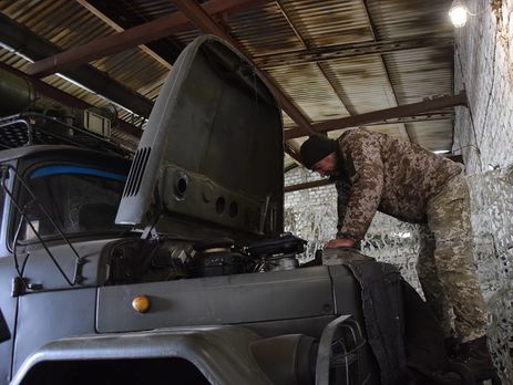 За сутки на Донбассе погиб один украинский военный – штаб операции Объединенных сил