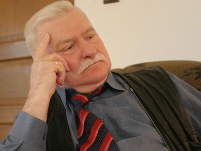 Валенса о Путине: Он может набить нам синяков, но не выиграть