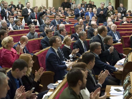 Из фракции Блока Порошенко вышли еще два депутата