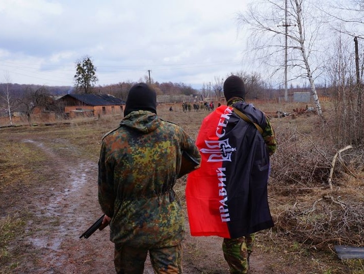 "Правый сектор": В районе Опытного ранен боец отдельной тактической группы Добровольческого украинского корпуса