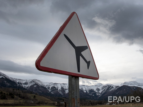 Во Франции из-за забастовки авиадиспетчеров отменены сотни рейсов