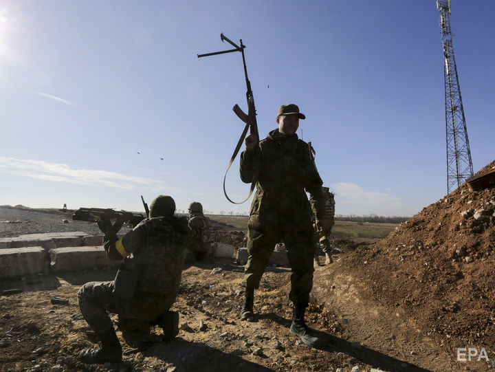 Боевики 12 раз обстреляли позиции украинских военных на Донбассе, ранены четверо бойцов – штаб операции Объединенных сил