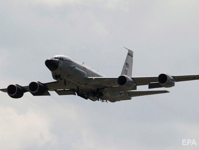 Літак ВПС США провів розвідку біля берегів Криму