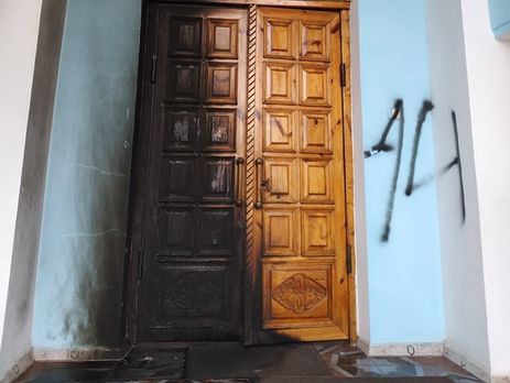 Подозреваемых в поджоге храма УПЦ МП арестовали