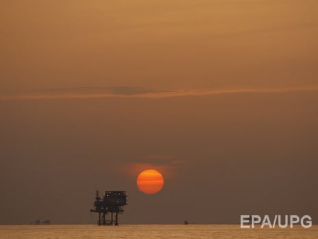 Цены на нефть растут на фоне 