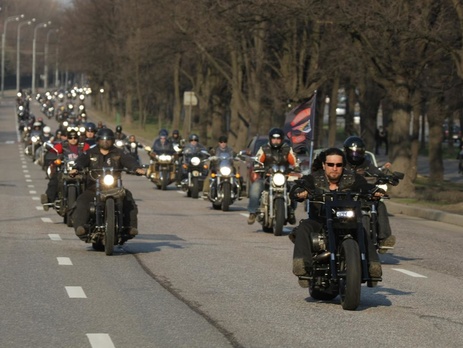 Поляки призывают заблокировать российским 