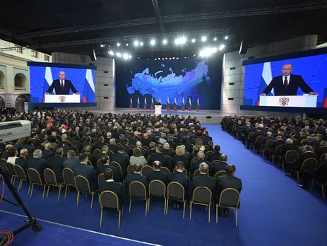 Путин о документах в надзорных ведомствах РФ: Фолианты десятилетиями накапливались, со времен 