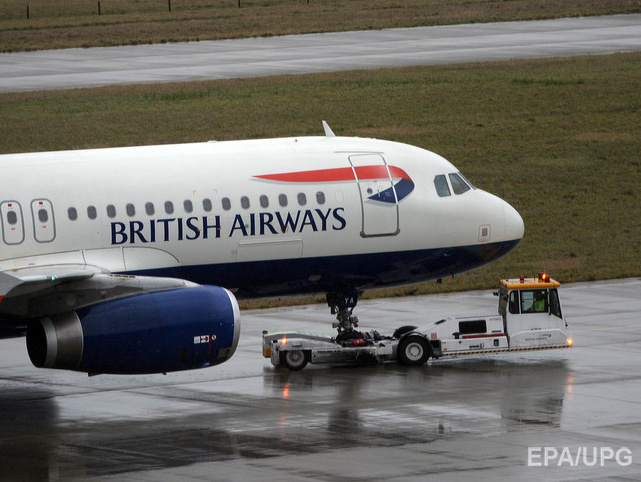 Самолет компании British Airways совершил вынужденную посадку в Баку