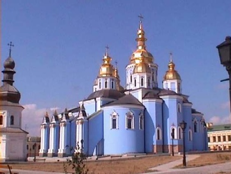 ГАИ: В центре Киева частично перекроют движение в связи с празднованием Пасхи