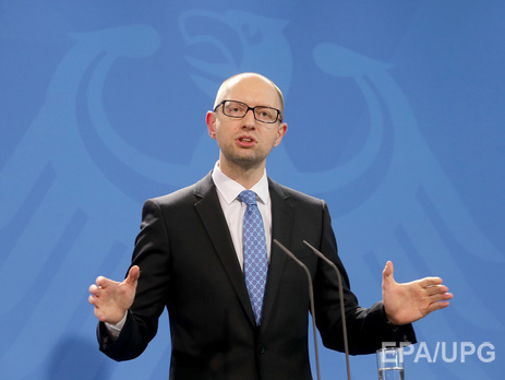 Яценюк поздравил работников ракетно-космической отрасли с Днем космонавтики