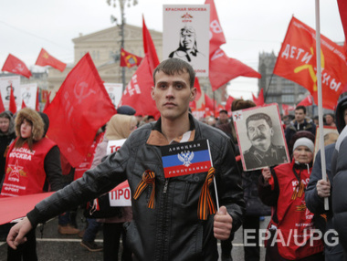В Казахстане выступили против георгиевских лент. Видео