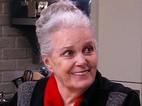 В окружении Быстрицкой не верят, что бывший продюсер ограбила актрису