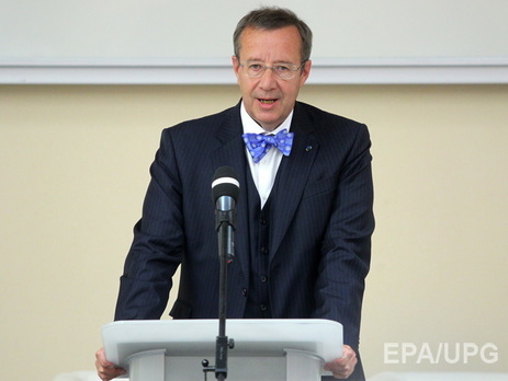 Президент Эстонии Ильвес выступил за размещение в стране крупного военного контингента НАТО