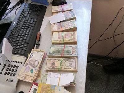 В Харьковской области прокуратура разоблачила схему подкупа медицинских чиновников, помогавших выигрывать тендеры