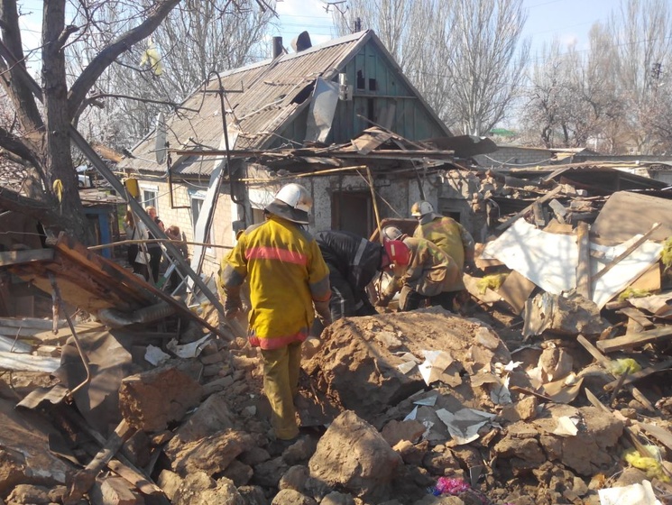 Госслужба по ЧС: В Мелитополе взорвался жилой дом, пострадали два человека