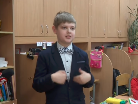 Школяр у Києві посів 38 призових місць на онлайн-олімпіадах протягом 65 днів і встановив рекорд України. Відео