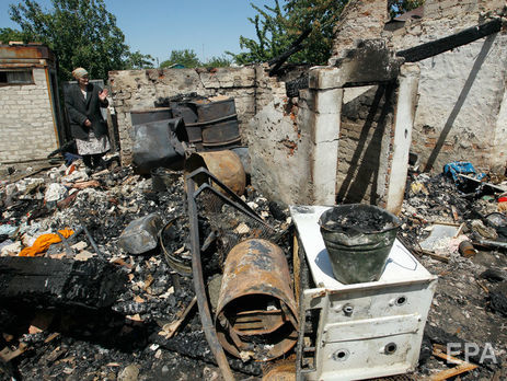 Война на востоке Украины остается наиболее актуальной проблемой для большинства украинцев – опрос