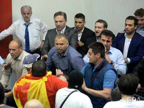 У Північній Македонії екс-спікера парламенту і двох колишніх міністрів затримали за підозрою в терористичній змові