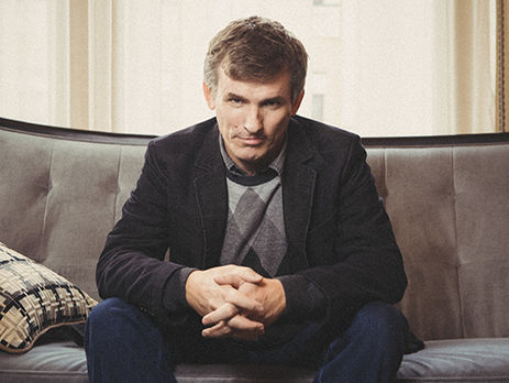 Швец: За свой вариант победы на выборах воюют 