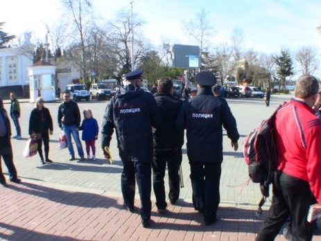 В оккупированном Севастополе российская полиция разогнала митинг против беззакония местных 