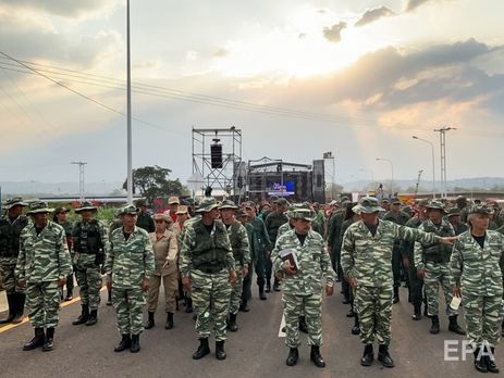 Армия Венесуэлы в ожидании гумпомощи США из Колумбии перебросила дополнительные силы к границе