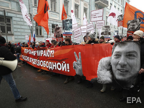 Марш памяти Немцова в Москве посетили около 11 тыс. человек, правоохранители заявили о 6 тыс.