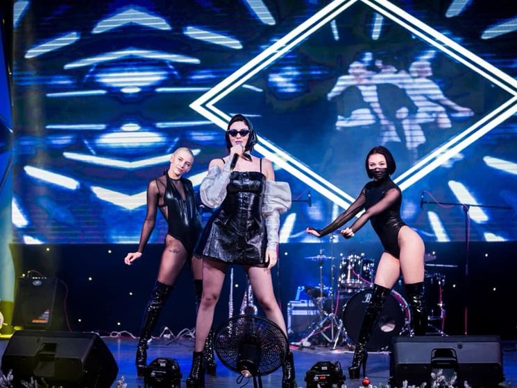 Одним из условий участия Maruv в "Евровидении 2019" от Украины назвали ее отказ от гастролей в РФ