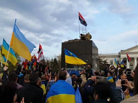 В Краматорске снесли памятник Ленину