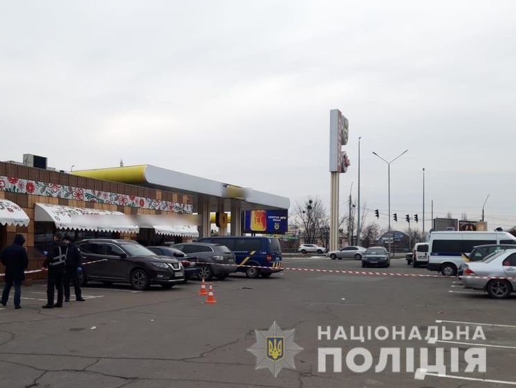 Чоловік улаштував стрілянину на автозаправці в Київській області через привітання "з радянським святом" – поліція