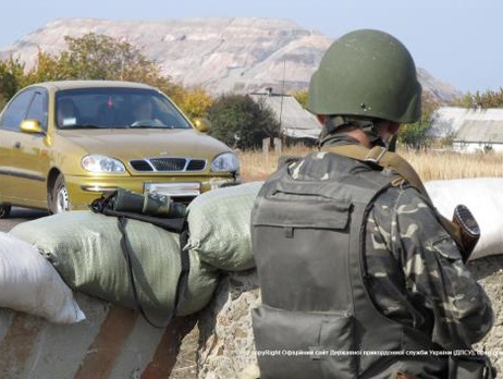 Госпогранслужба: Из зоны АТО пытались вывезти около одного миллиона гривен в багажнике автобуса