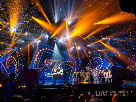 Пункт о запрете выступлений в России в договор с участником 