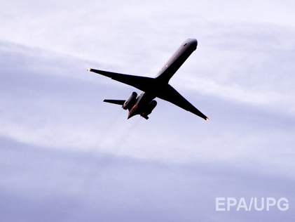 Исследователю систем безопасности не позволили сесть на самолет после шуточного твита