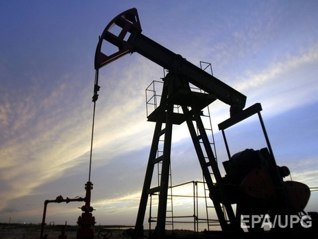 Нефть Brent за сутки подешевела на $1