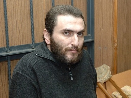 В России журналиста приговорили к семи годам тюрьмы за "терроризм и экстремизм"