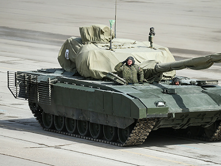 В России впервые опубликовали фото нового танка "Армата"