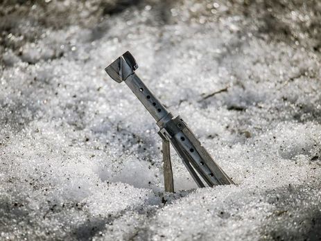 Доба на Донбасі. Українські військові знищили самохідну артилерійську установку і протитанковий ракетний комплекс бойовиків